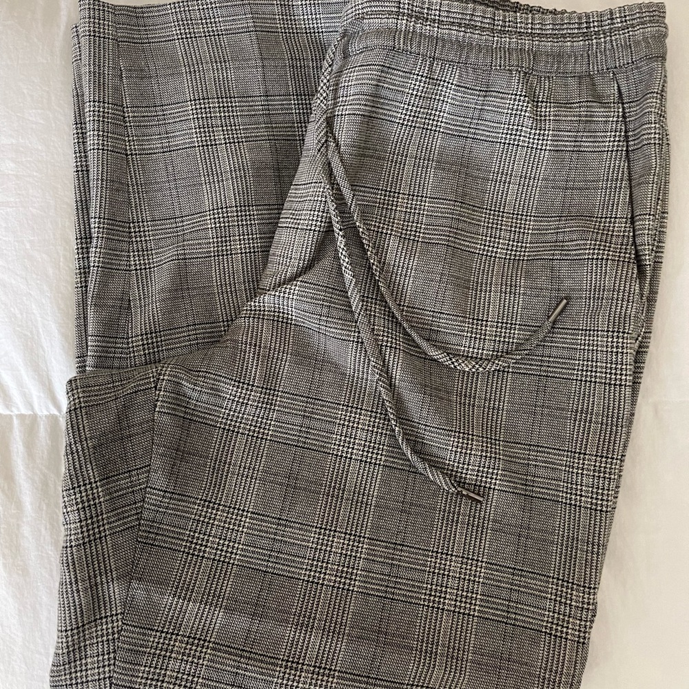 Banana Republic - Cropped Plaid Jogger
